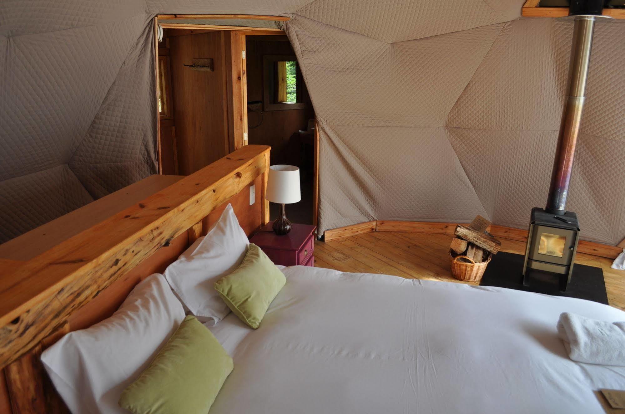 Patagonia Eco Domes Hotel El Chalten Luaran gambar